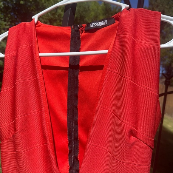MISSGUIDED Elegant Deep Coral colored bandage Sleeveless Dress Size X-Small - Picture 4 of 10